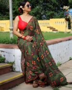 Women Printed Stylish Saree with Unstitched Blouse (ANC0009) - Image 2